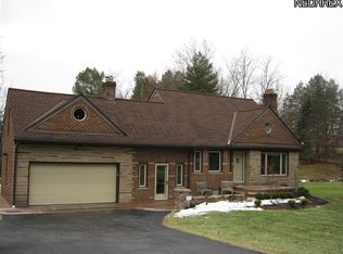 6692 Mill Rd, Brecksville, OH 44141