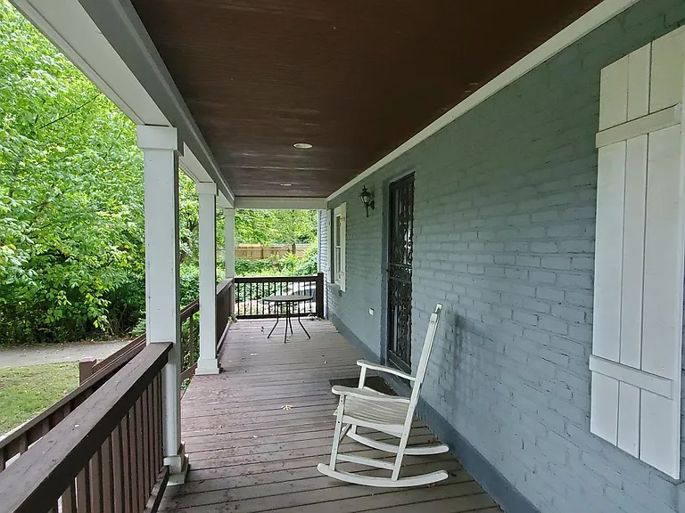 2609 W Kirkwood Ave — Photo 3