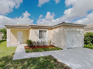 2418 SW 106th Ave, Hollywood, FL 33025