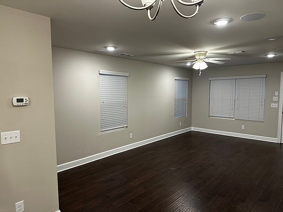 3rd image of 1124 Lilly Valley Way