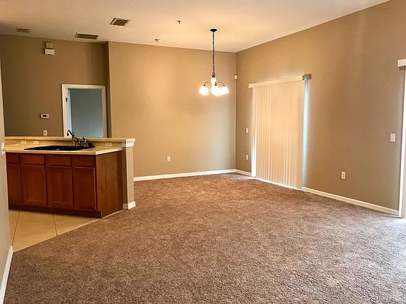 4th image of 7119 Harmony Square Dr S