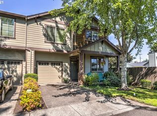 383 NE 7th Pl, Hillsboro, OR