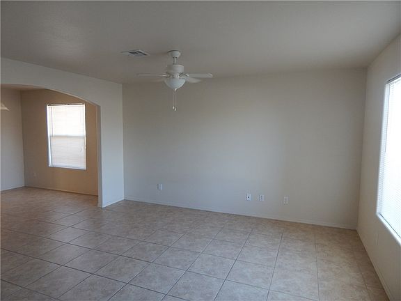 3rd image of 14724 Canyon Breeze Ln