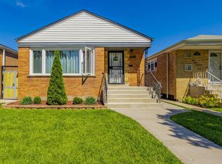 5817 S Mulligan Ave, Chicago, IL 60638