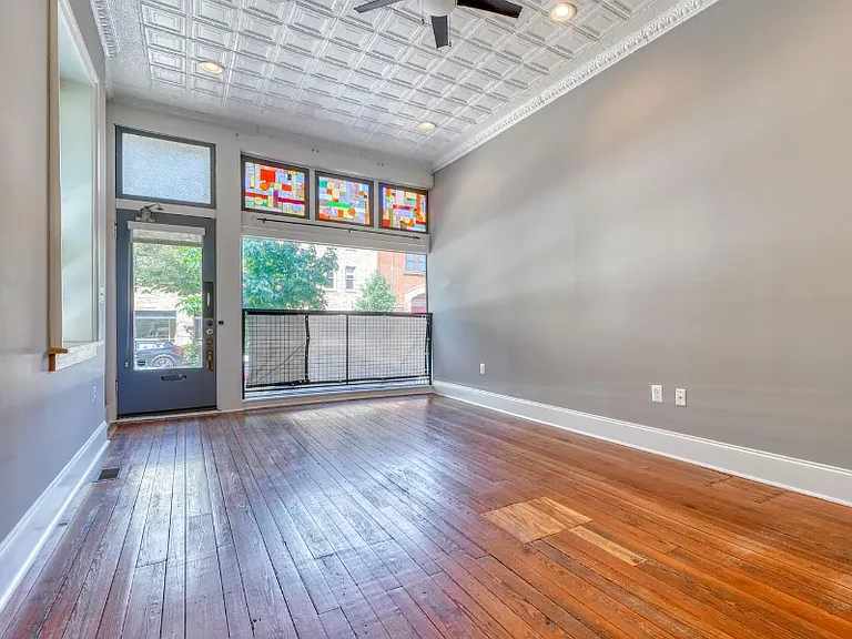 807 Light St #A — Photo 7