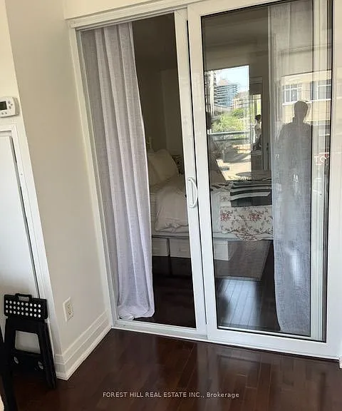 1430 Yonge St #203 — Photo 11