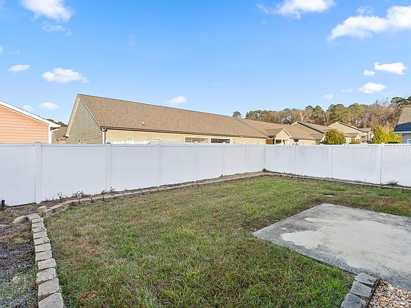 2nd image of 6246 Laramie Cir