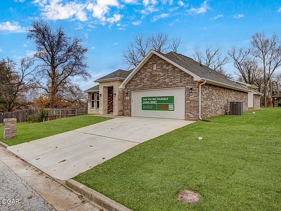 3rd image of 301 Walnut Ridge Dr