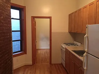 Rented by Warren T Real Estate Corp.