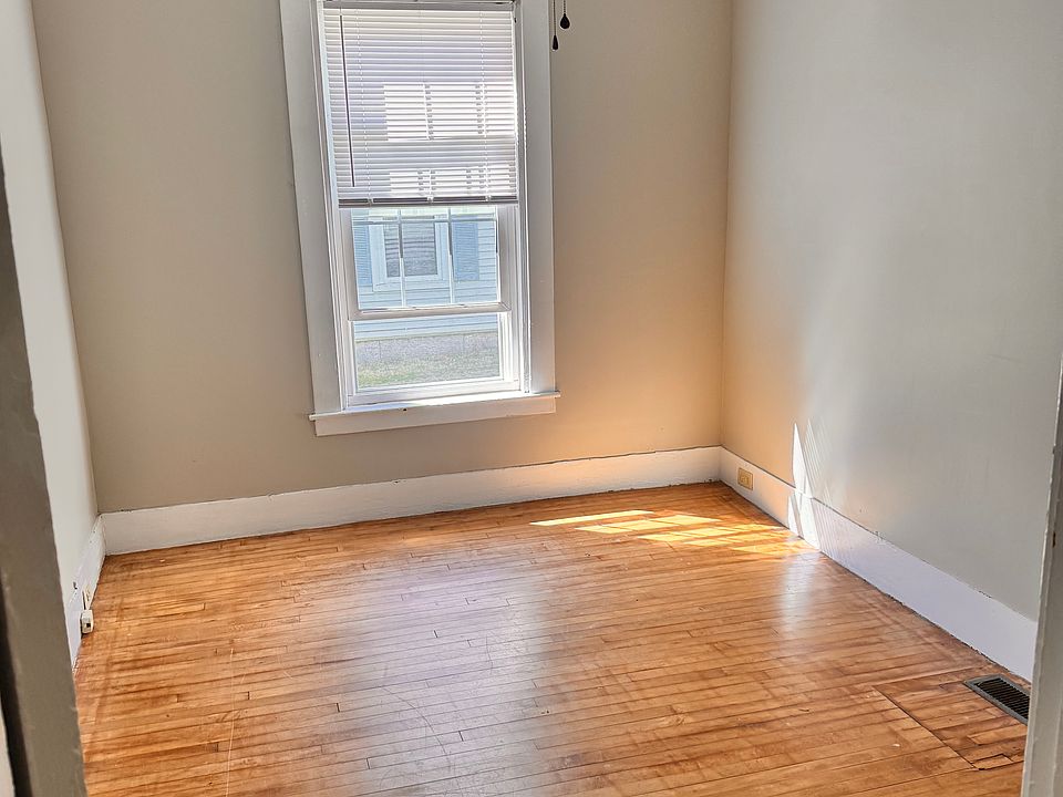1st image of 93 4th St #1