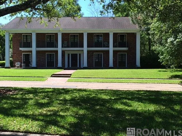 7656 Rienzi Blvd