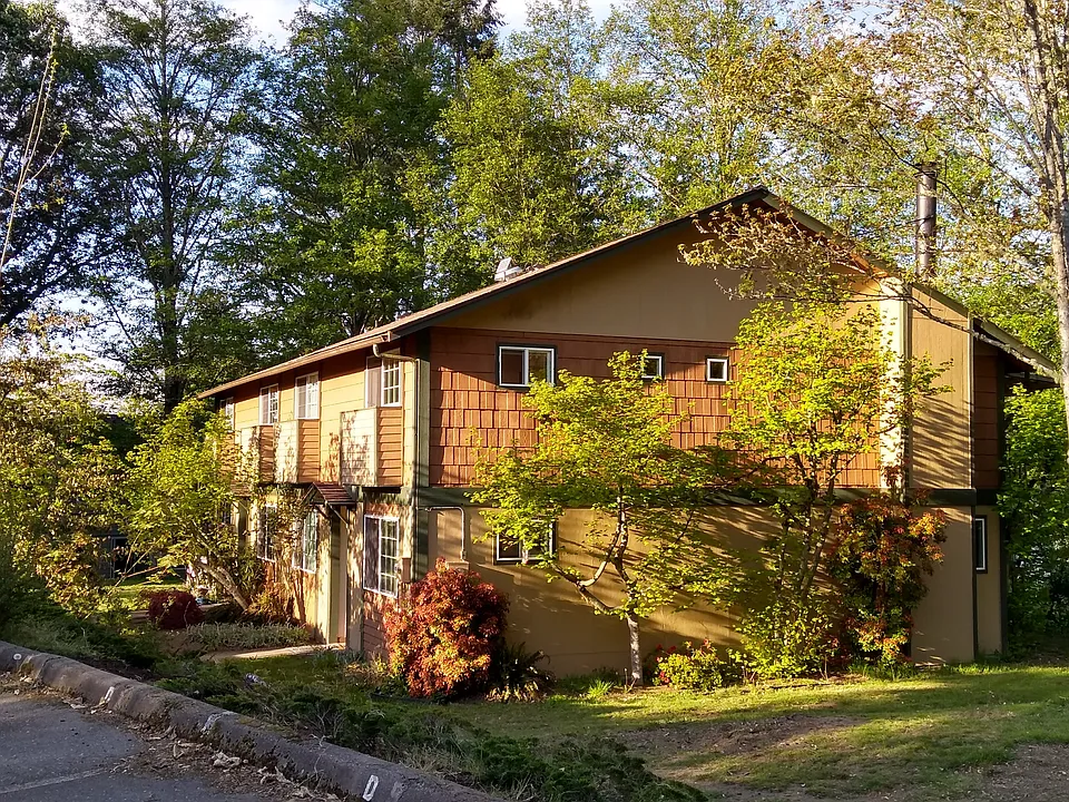 603 Sutton Ln