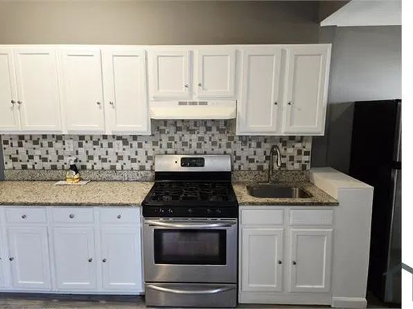 702 McCabe Ave, Baltimore, MD 21212