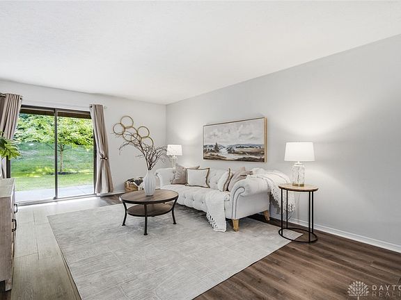 3rd image of 665 Hidden Valley Ct