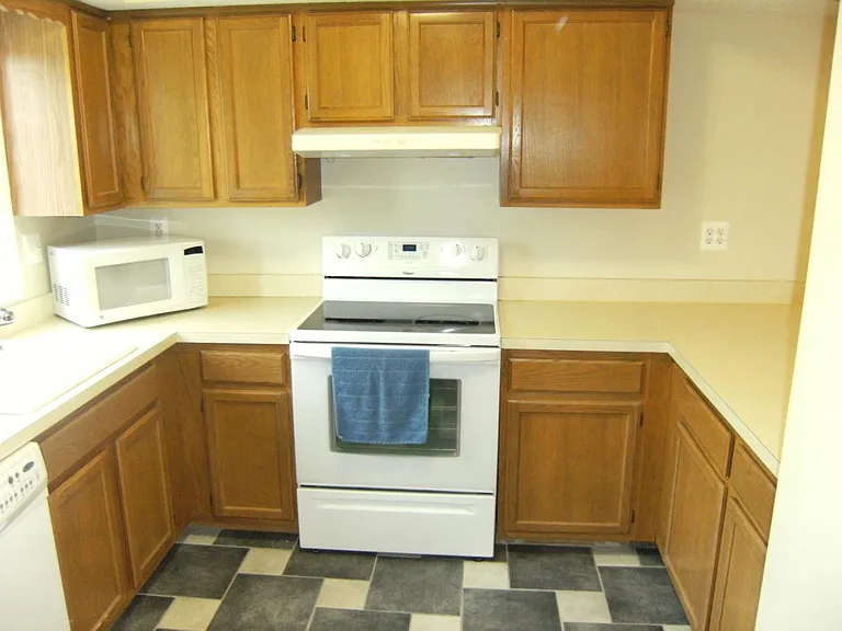 50 Pierce St #27 — Photo 29
