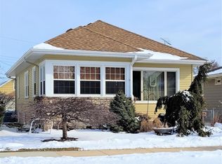 1505 Monroe Ave, Racine, WI 53405