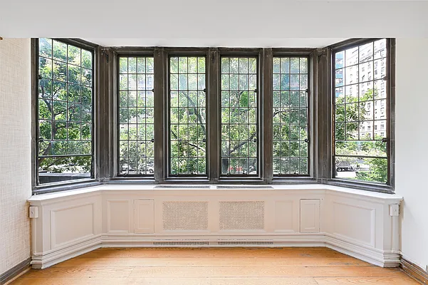 Rented by Oxford Property Group | media 24