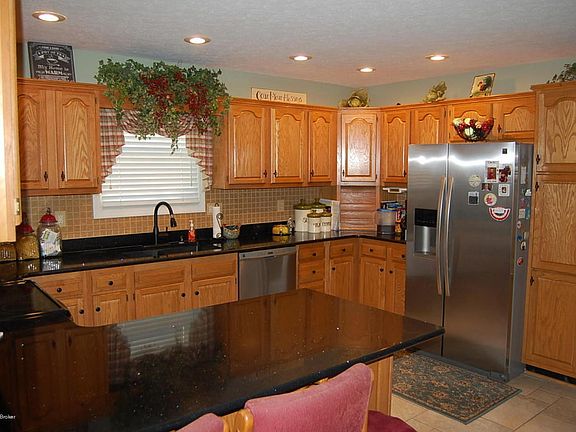 Kitchen 4