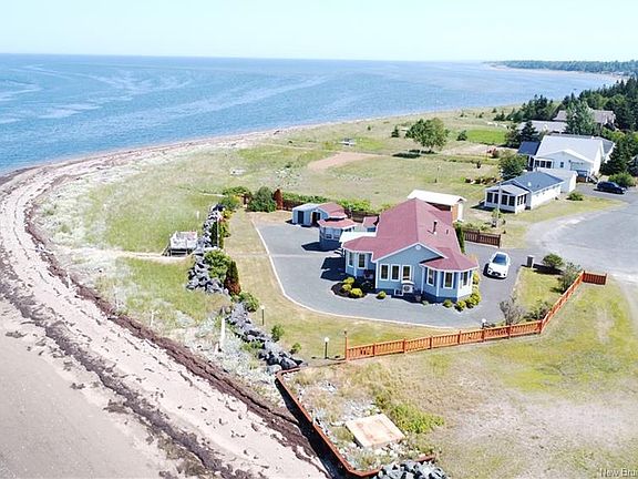 3rd image of 25 Bayshore Dr