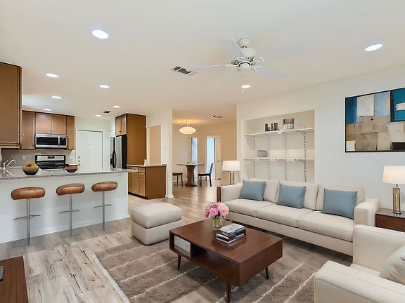 5th image of 3309 Skylark Dr