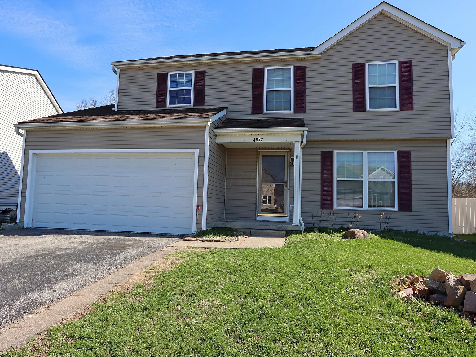 4 bed, 2.5 bath, 1730 sqft, $2,500 — Photo 1