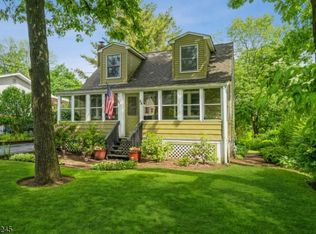 28 Midland Ave, Budd Lake, NJ 07828