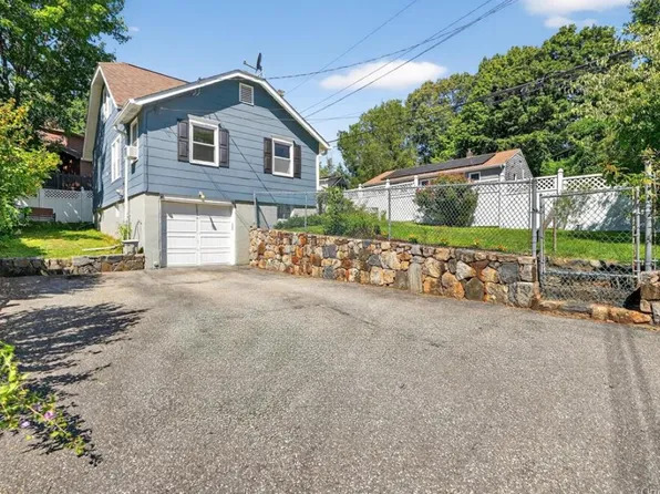 34 Ridge Rd, Croton On Hudson, NY 10520