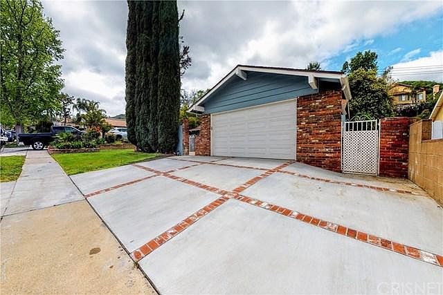 1st image of 23638 Daisetta Dr