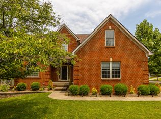2201 Carrington Ct, Lexington, KY 40513