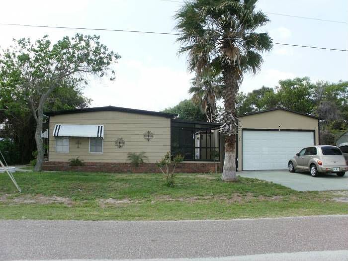 2nd image of 207 Basque Rd