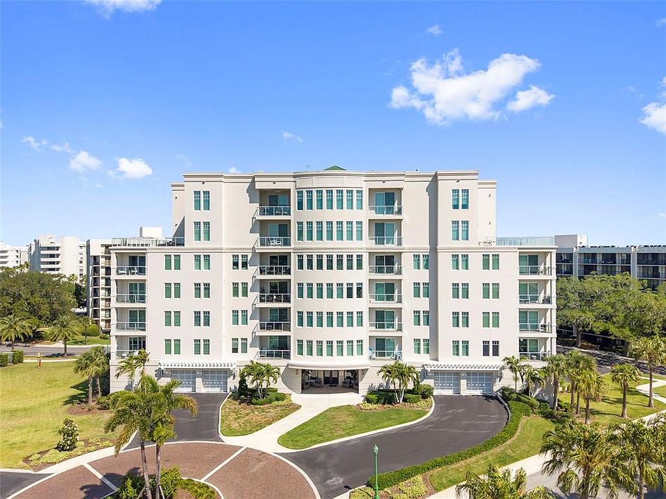 1st image of 8 PALM TERRACE #201