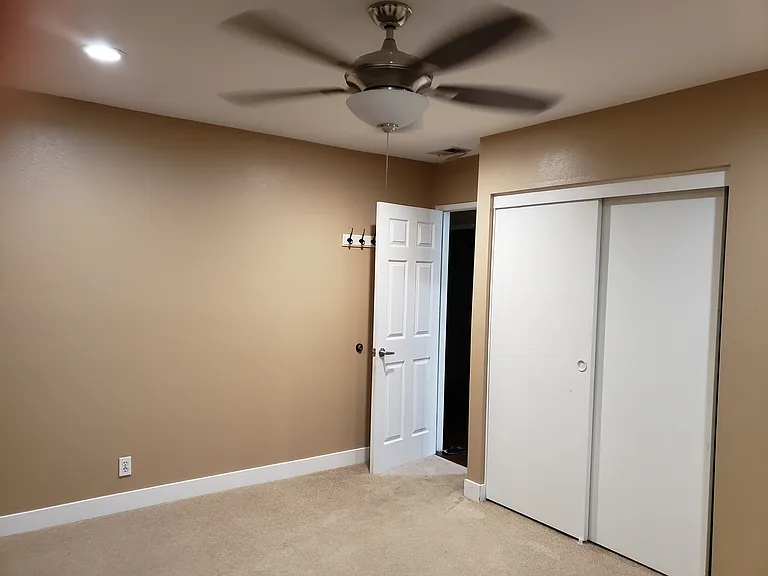 21110 Lycoming St — Photo 35
