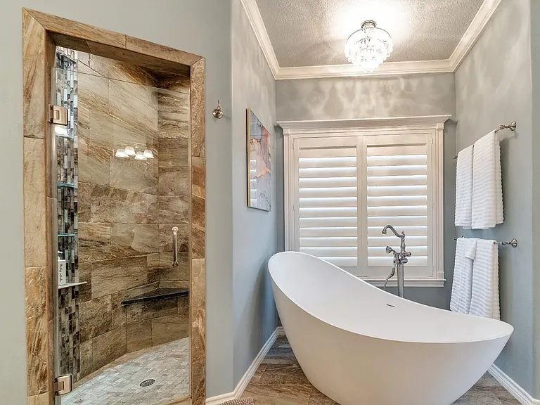 8311 Shoregrove Dr — Photo 18
