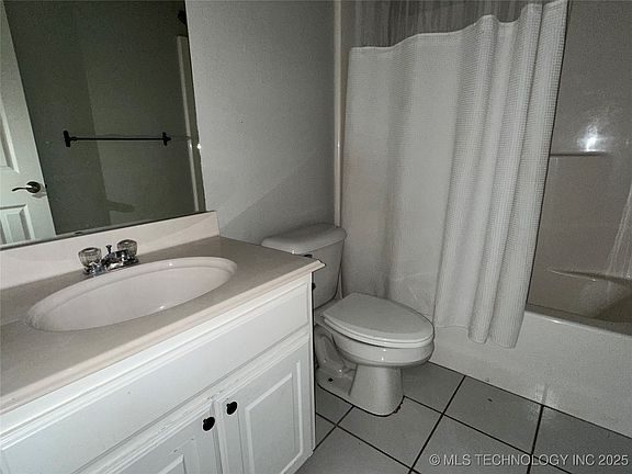 4th image of 310 Northridge Dr