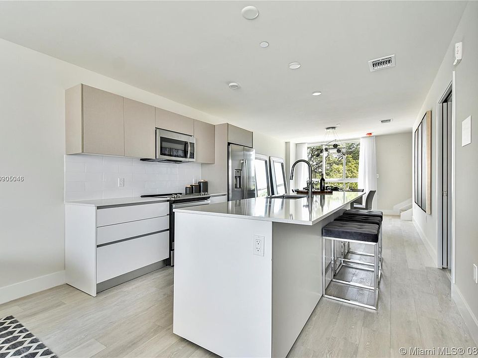 1st image of 19380 NE 26th Ave #2213