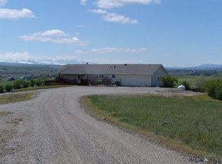 382 Howie Rd, Big Timber, MT 59011