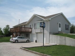 65321 705th Rd, Falls City, NE 68355