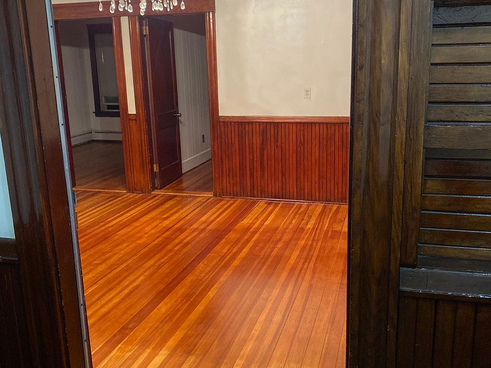 1st image of 28 New Haven Ave #2
