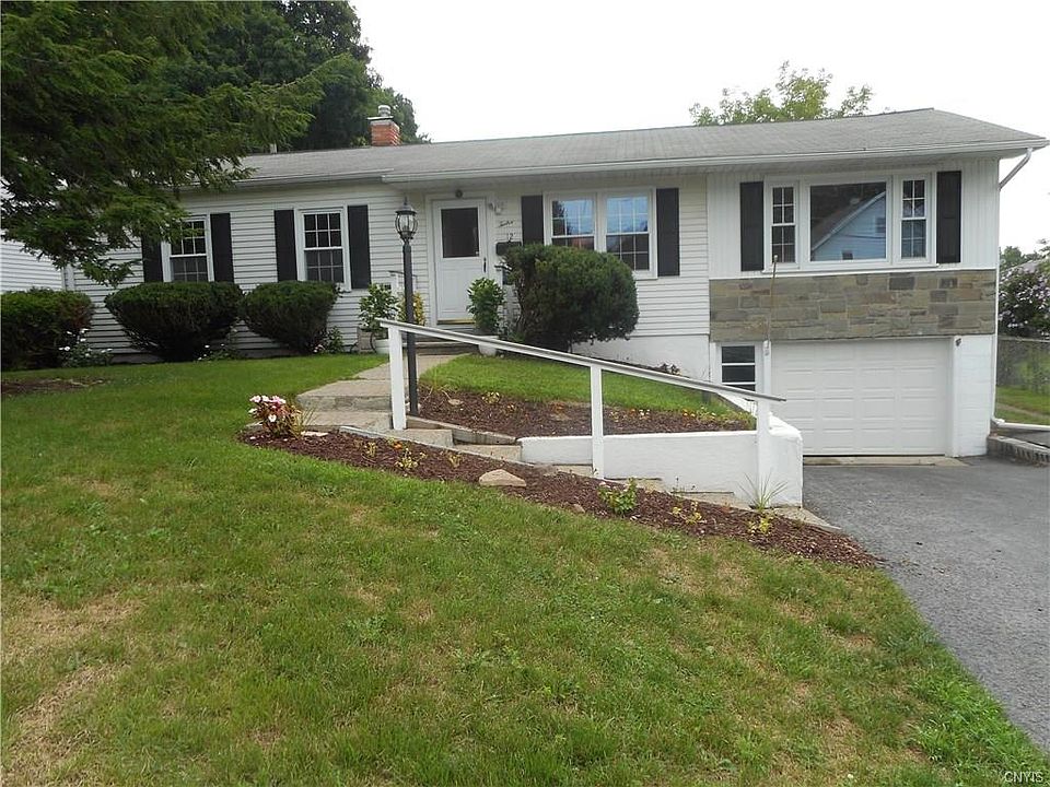 1st image of 12 Kastor Ave