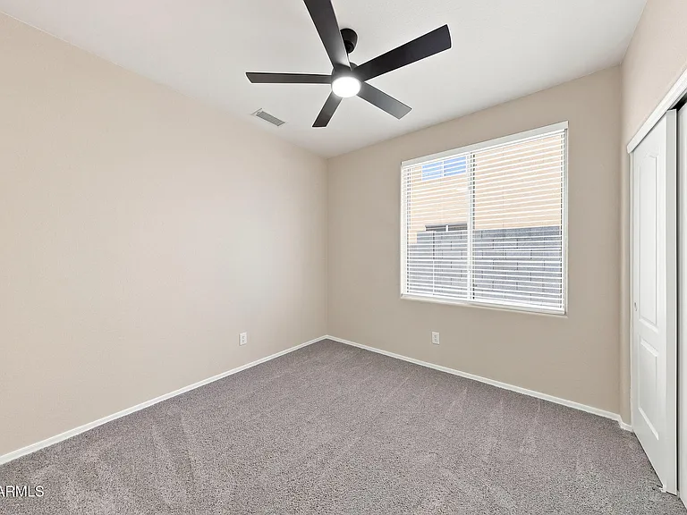 1402 E Shannon St — Photo 34