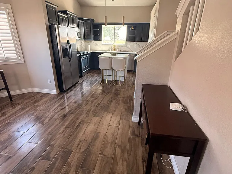 836 Sunset Park Dr — Photo 5