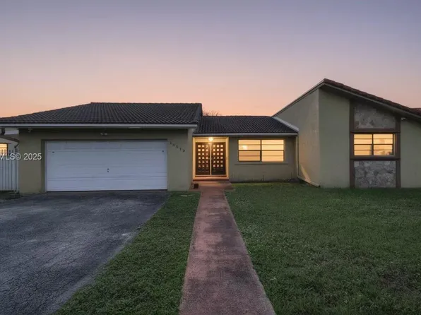 13312 NW 1st Ter, Miami, FL 33182