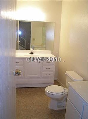 4th image of 1721 Cordoba Ln APT B