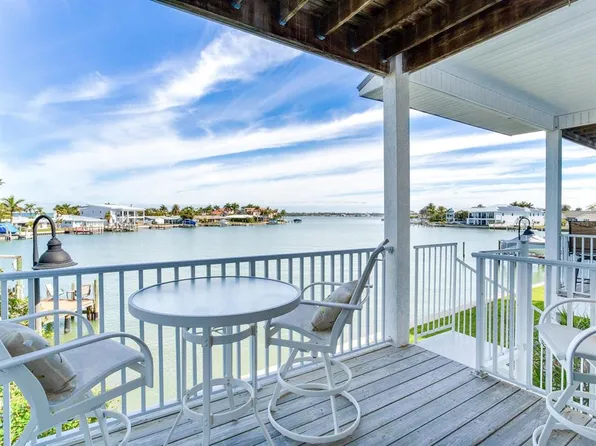 109 Yacht Club Cir, North Redington Beach, FL 33708