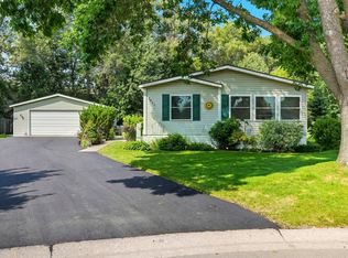9842 Hayward Ave S, Cottage Grove, MN 55016