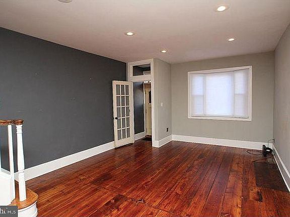 2nd image of 1417 Marlborough St