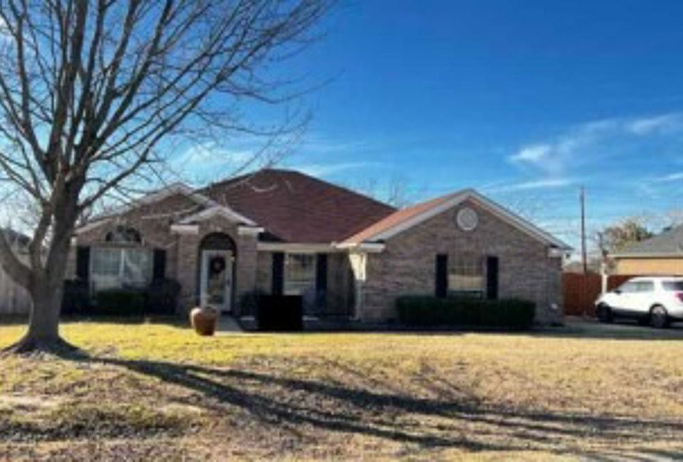 3203 Meandering Way, Granbury, TX 76049 Zillow