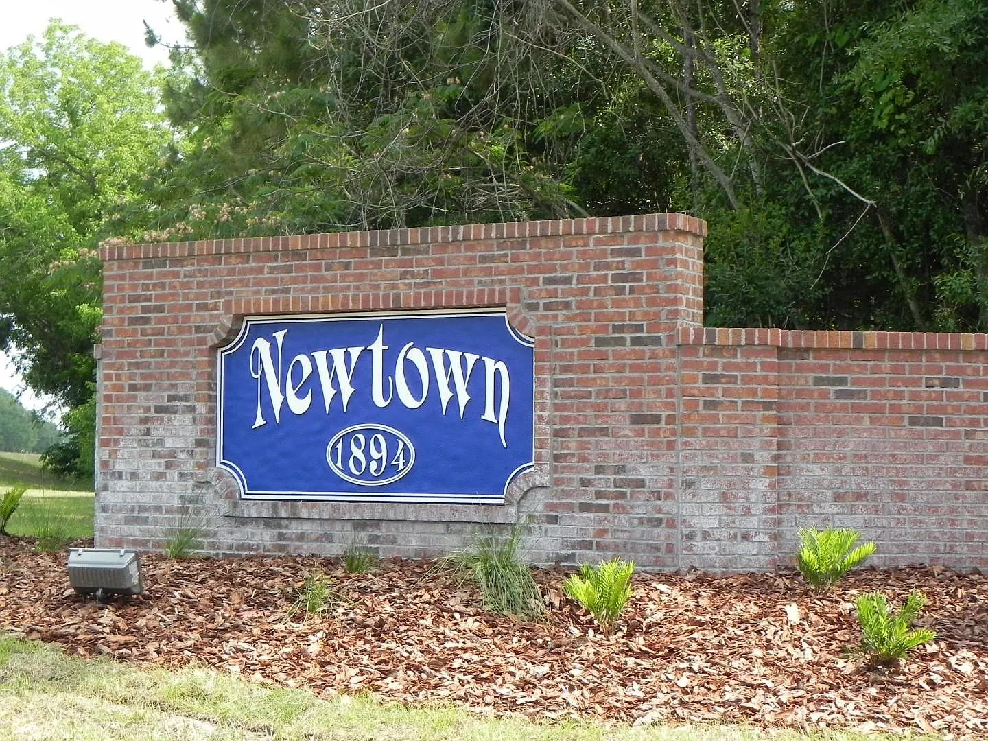 3 bed, 1388 sqft, $2,049 — Photo 3