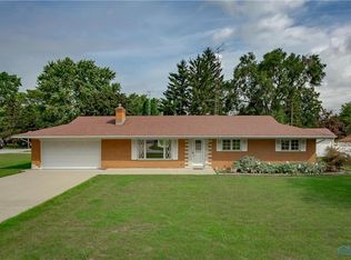22227 W Elmwood Pkwy, Genoa, OH 43430