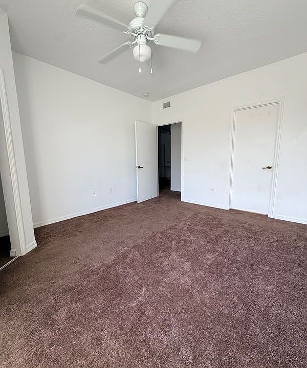 2nd image of 5578 Metrowest Blvd #1202